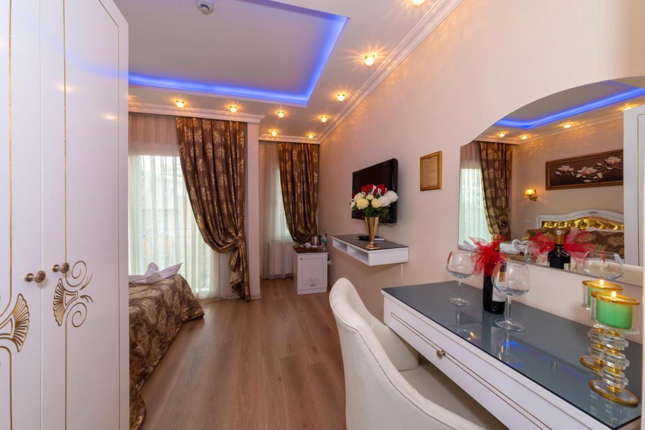 Charm Hotel Istanbul Exterior photo